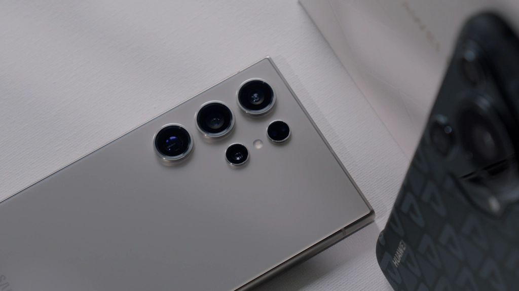 Samsung S24 Ultra vs Huawei P70 Pura Ultra